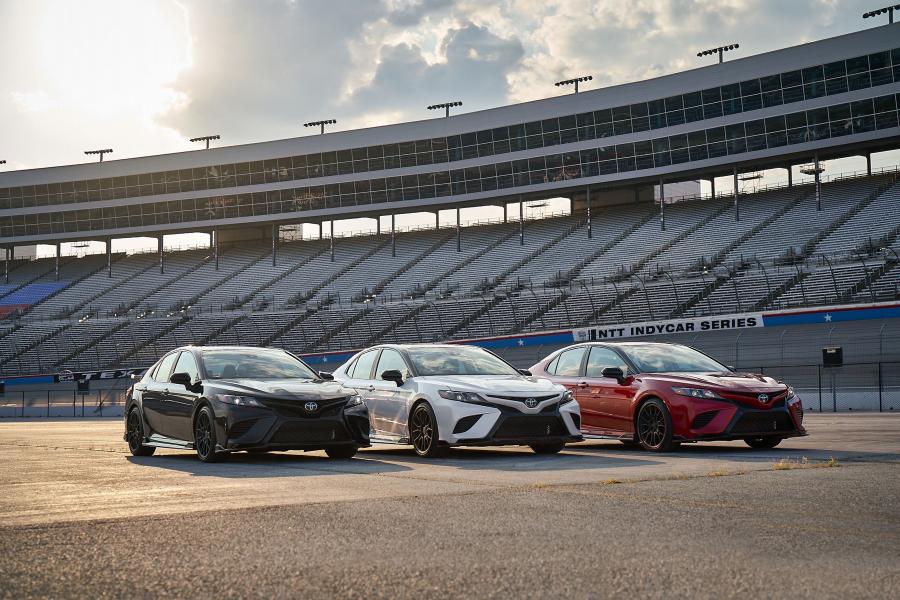  Toyota Camry TRD 2019 года  (NA) (фото 21 из 23)